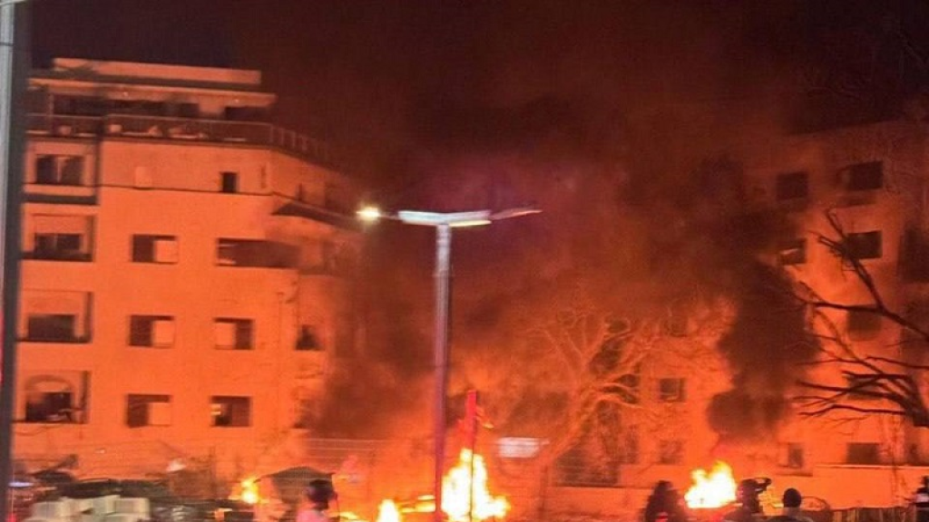 رشقة صاروخية جديدة من إيران على الكيان المحتل