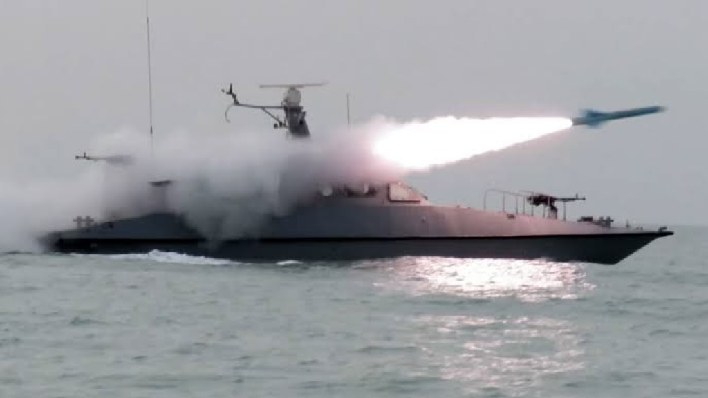 “مقر خاتم الأنبياء”: السيطرة على حركة عبور السفن بيد قواتنا المسلحة