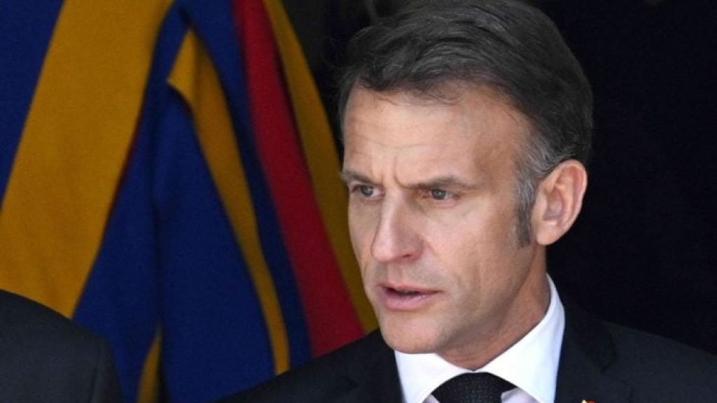 ماكرون: تحدثت مع الرئيس الإيراني حول التهدئة ومضيق هرمز