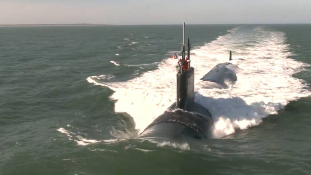 مستشار عسكري إيراني يُعلق على خطط ترامب لفرض حصار بحري على بلاده