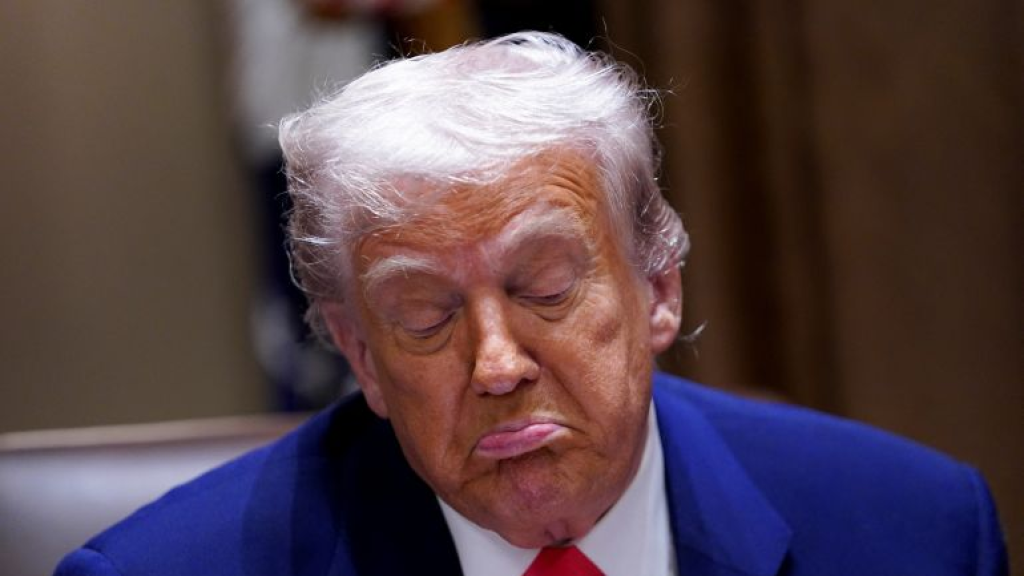 نيويورك تايمز: حرب ترامب على إيران أضعفت واشنطن أكثر مما قوّت موقفها