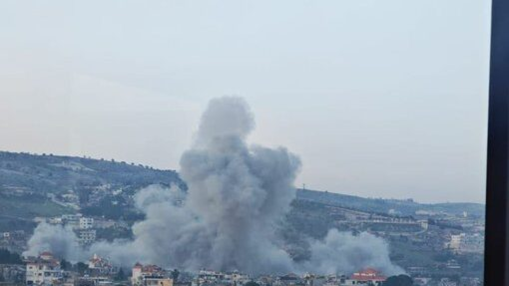 3 شهداء وجريح من عائلة واحدة في غارة فجرا على سحمر