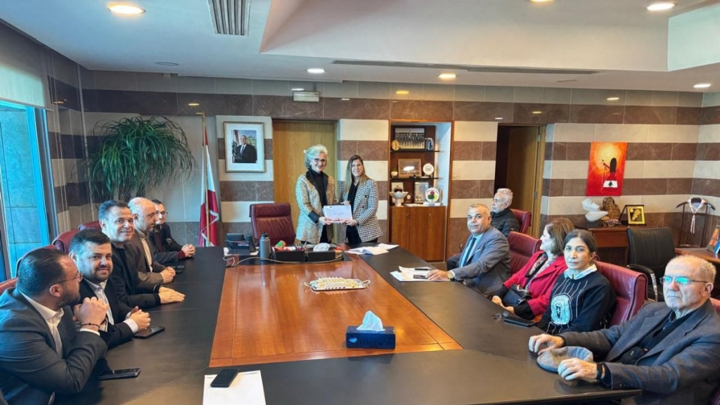 رغم الحرب… كرامي تؤكد استمرار إصلاح المناهج