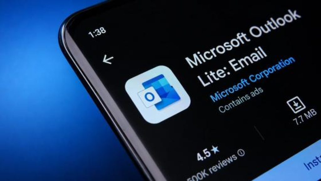 مايكروسوفت توقف تطبيق البريد Outlook Lite بدايةً من مايو 2026