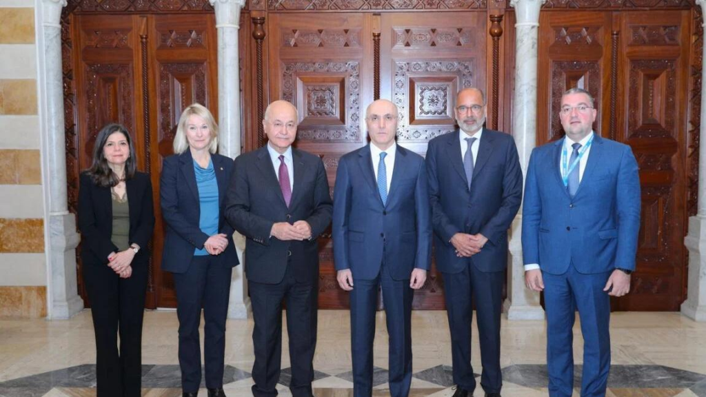 الحجار بحث الأوضاع في لبنان والتشديد على وقف إطلاق النار وتعزيز الدعم الدولي ومعالجة ملف النزوح