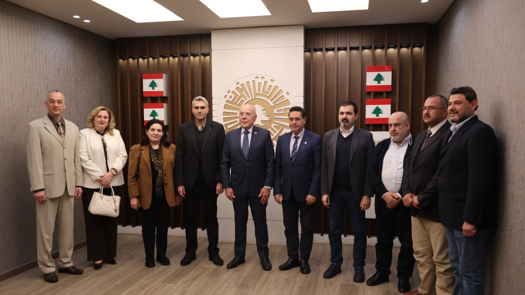 حوار لبناني– كندي عبر “زووم” يفتح آفاق الاستثمار ويعزّز مبادرات الإنماء