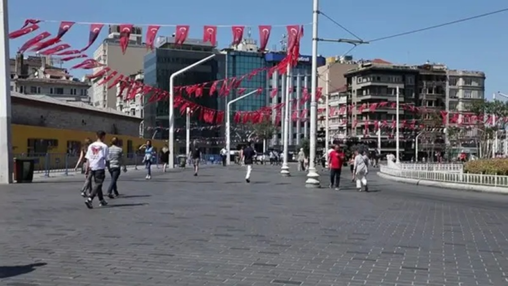 4 قتلى و20 جريحاً بهجوم مسلح على مدرسة في تركيا