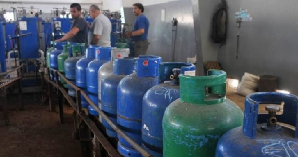 مهلة لتسوية أوضاع محلات بيع قوارير الغاز غير المرخصة في بيروت