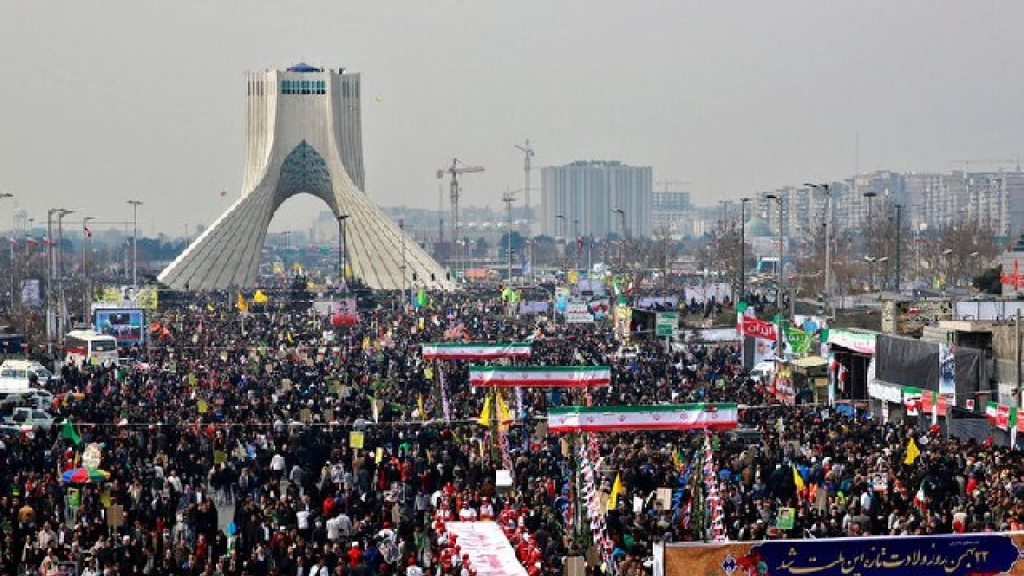 طهران كانت جاهزة لهجوم صاروخي في حال عدم التزام ترامب بتعهداته!