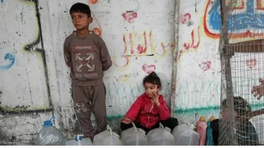 يونيسف تعلن مقتل عاملي توصيل مياه بنيران العدو الإسرائيلي في غزة 