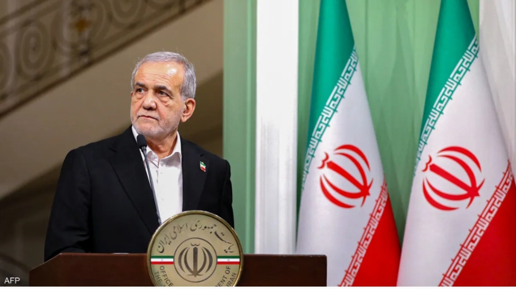 الرئيس الإيراني: فشل الخصوم عسكريا دفعهم لقصف البنى التحتية المدنية