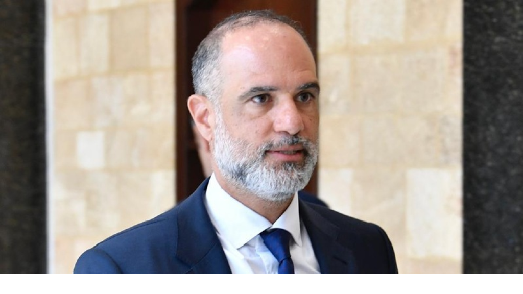 وزير الأشغال: كلفة الدمار 7 إلى 8 مليار دولار.. وأخبار سارة عن مطار القليعات قريباً