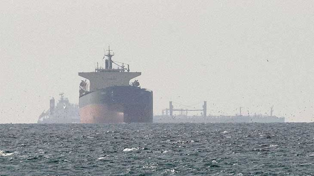 إغلاق هرمز يُفقد العراق نحو 300 مليون دولار يومياً