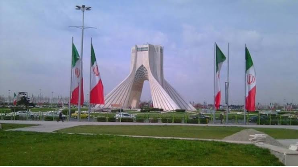 إيران: نثمّن جهود باكستان ونؤكد حقنا في الدفاع المشروع