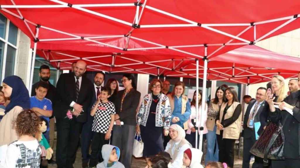 ناصر الدين يطلق الإستراتيجية الوطنية للتحصين