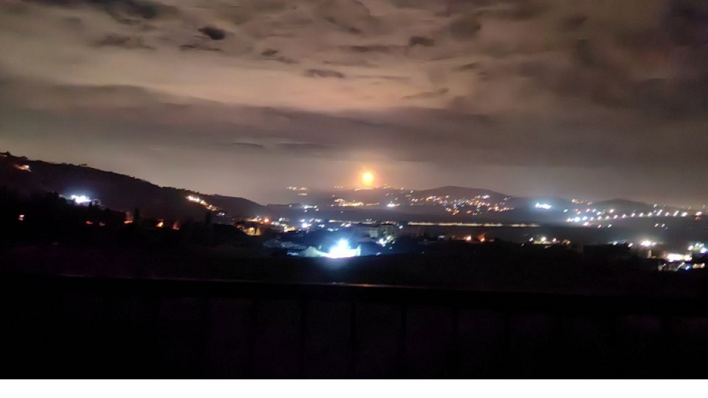 أعمال حفر في موقع استهداف الصحافية آمال خليل