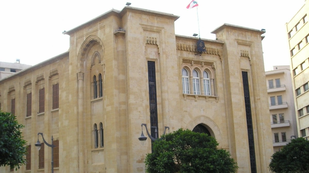 قانون الإعلام لم يعبر اللجان… والتباين يحكم المشهد!