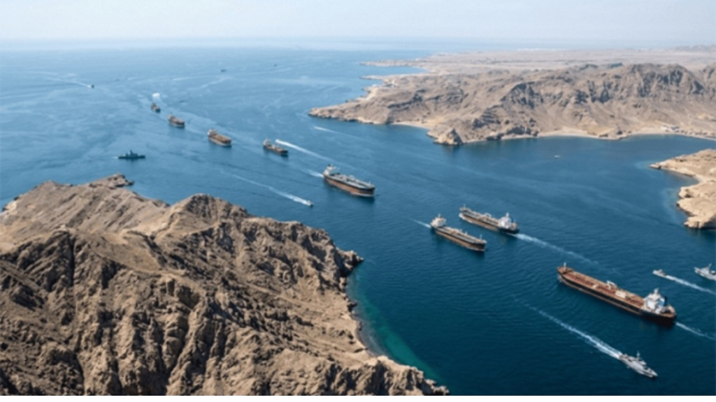 مضيق هرمز بين التصعيد والتفسير القانوني