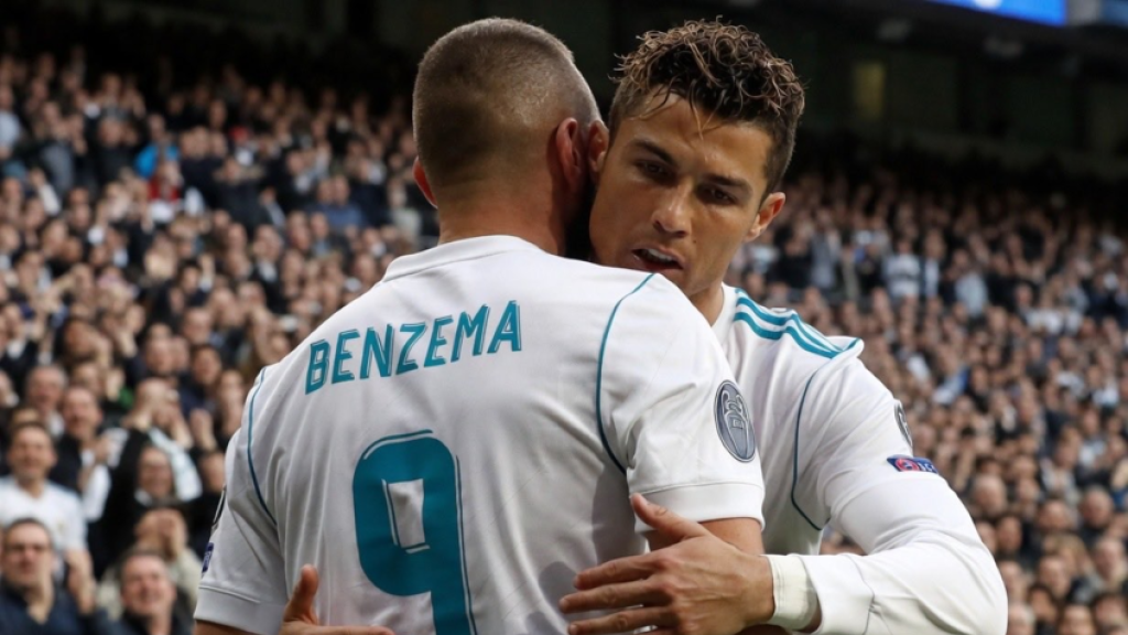 كريم بنزيما يثير الجدل مجددا حول علاقته بكريستيانو رونالدو