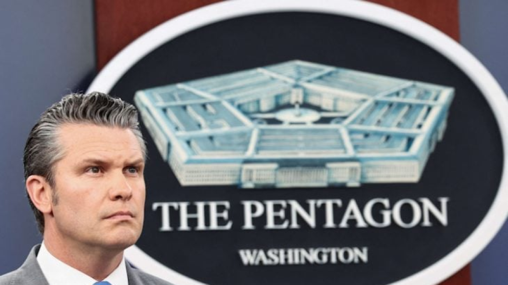 هيغسيث: أي محاولات من جانب إيران لزرع المزيد من ‌الألغام في مضيق هرمز ستشكل ‌انتهاكا لوقف ‌إطلاق النار