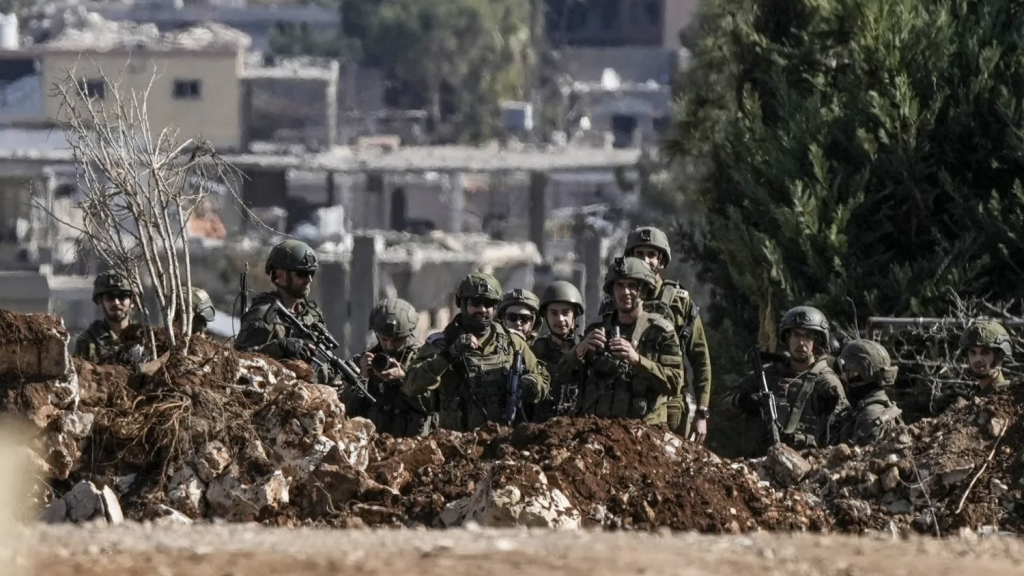 إعلام العدو: إصابة 3 جنود بانقلاب مركبة في الجنوب