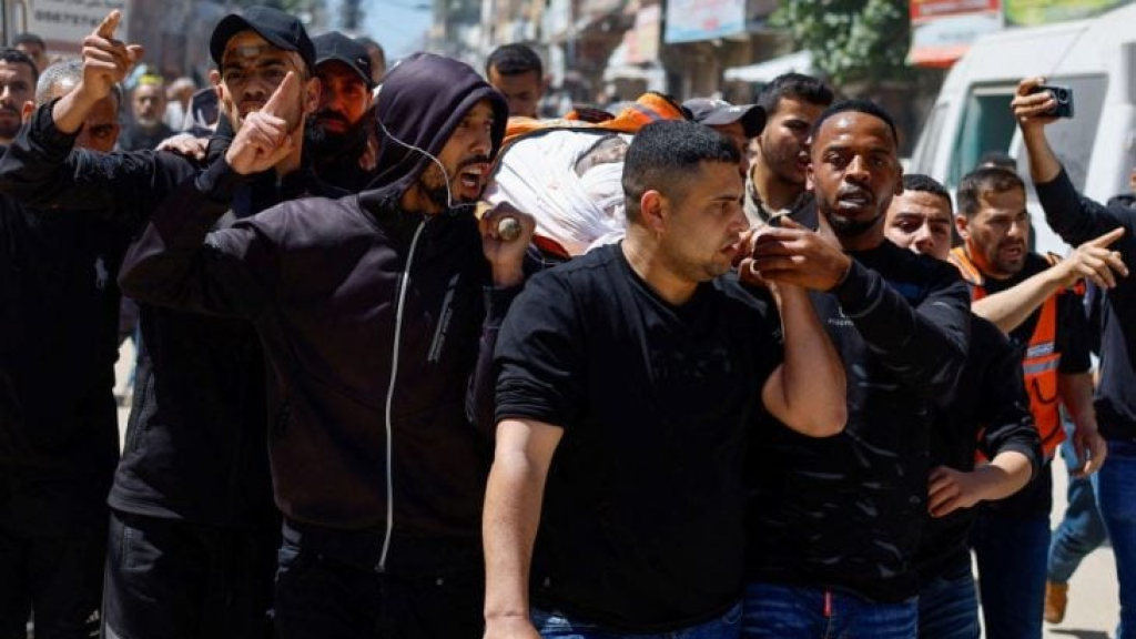 شهيد و3 جرحى في هجومين إسرائيليين شمال غزة 