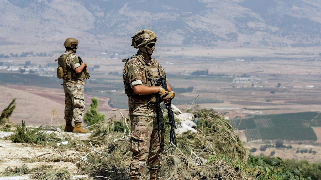 توقيف شخصًا بتهم إثارة النعرات ومحاولة إحراق منازل