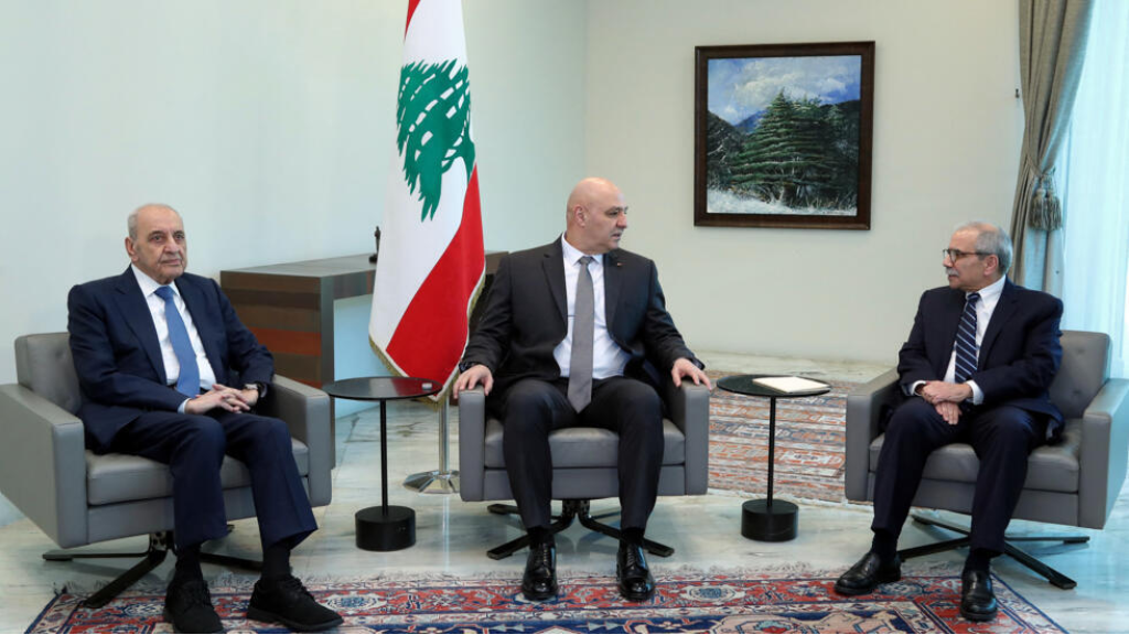 لقاء ثلاثي: تثبيت التهدئة الداخلية.. وموقف موحّد