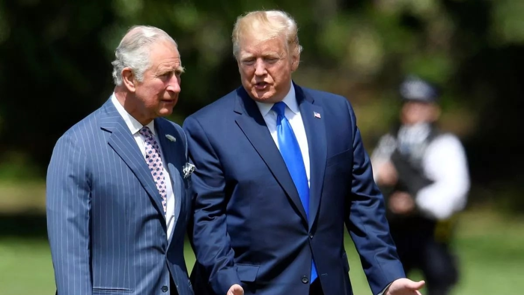 لمسة على الكتف تُشعل الجدل… ترامب يكسر بروتوكول استقبال الملك تشارلز (فيديو)
