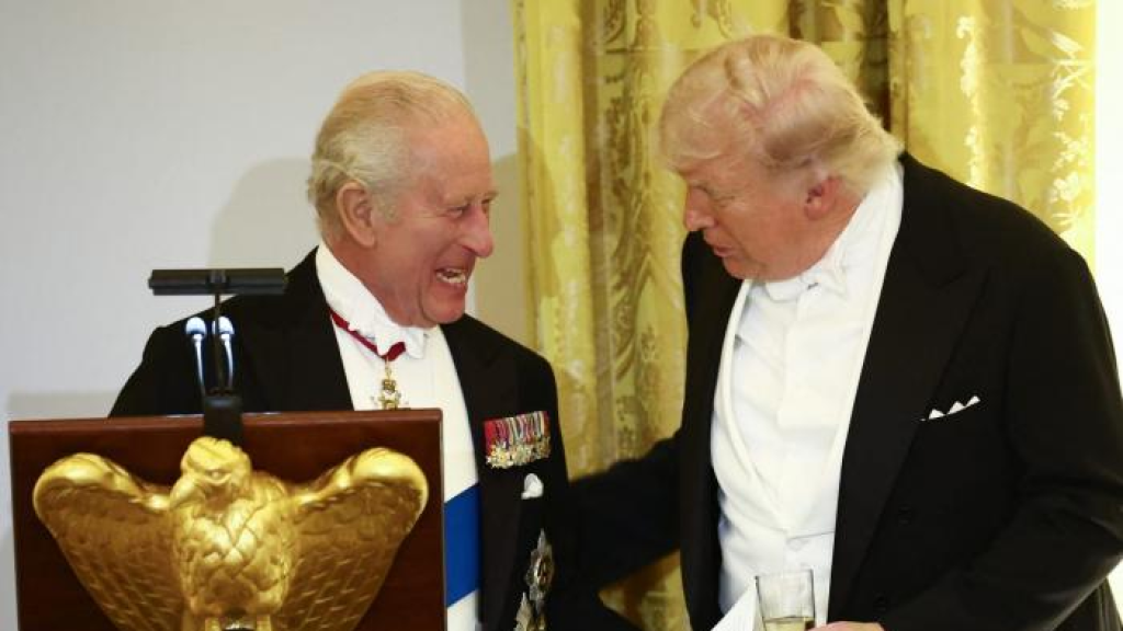 أضحك الحضور.. تشارلز لترامب: لولا بريطانيا لكنتم تتحدثون الفرنسية (فيديو)