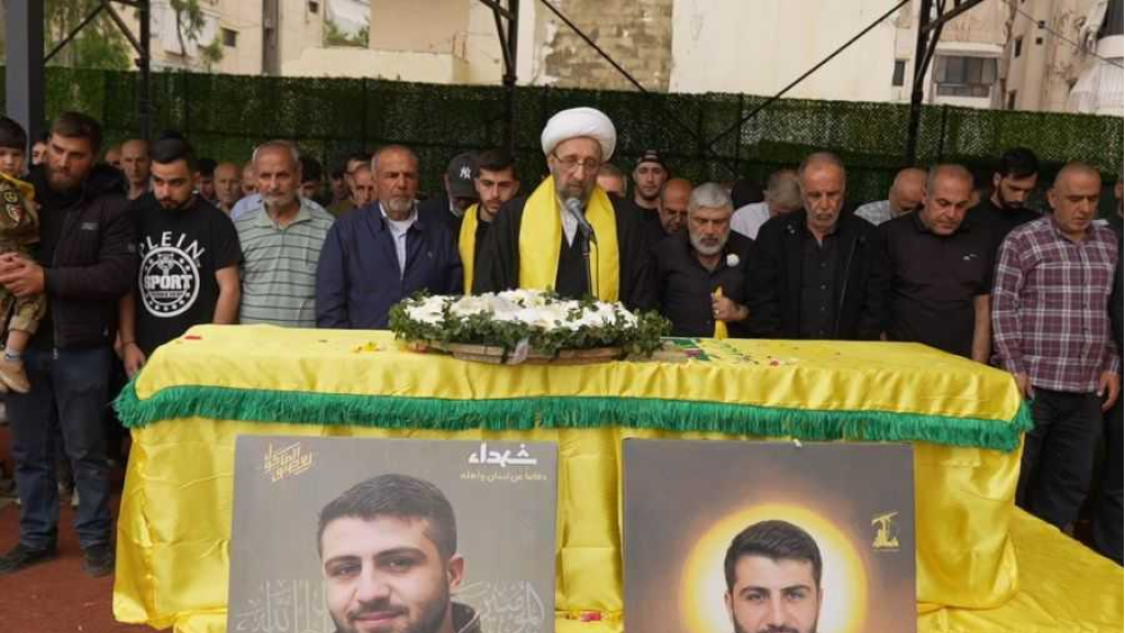 وسط حضور شعبي.. حزب الله يشيع مجموعة من مقاتليه في 