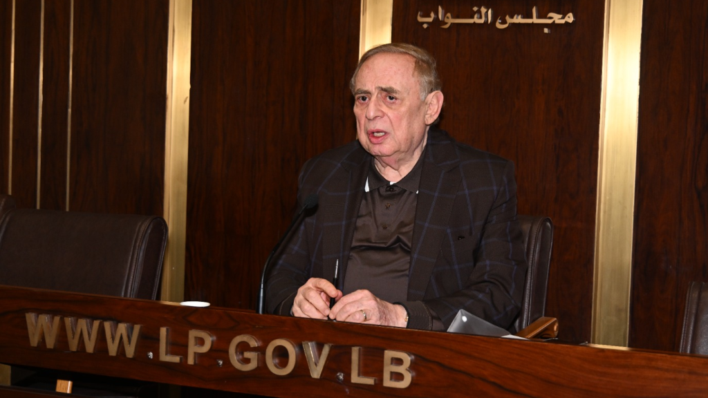 فريد البستاتي ، يدين التعرّض للرموز الدينية وبالأخص للبطرك بشارة الراعي .