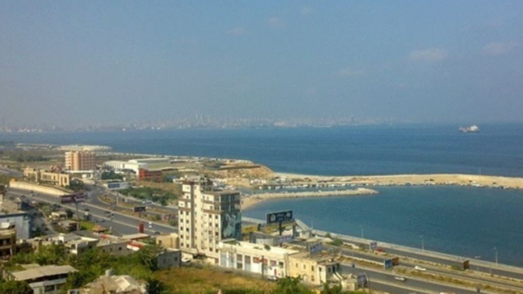نبيه طعمة وبلدية الضبية أمام القضاء… فضيحة على الأملاك البحرية