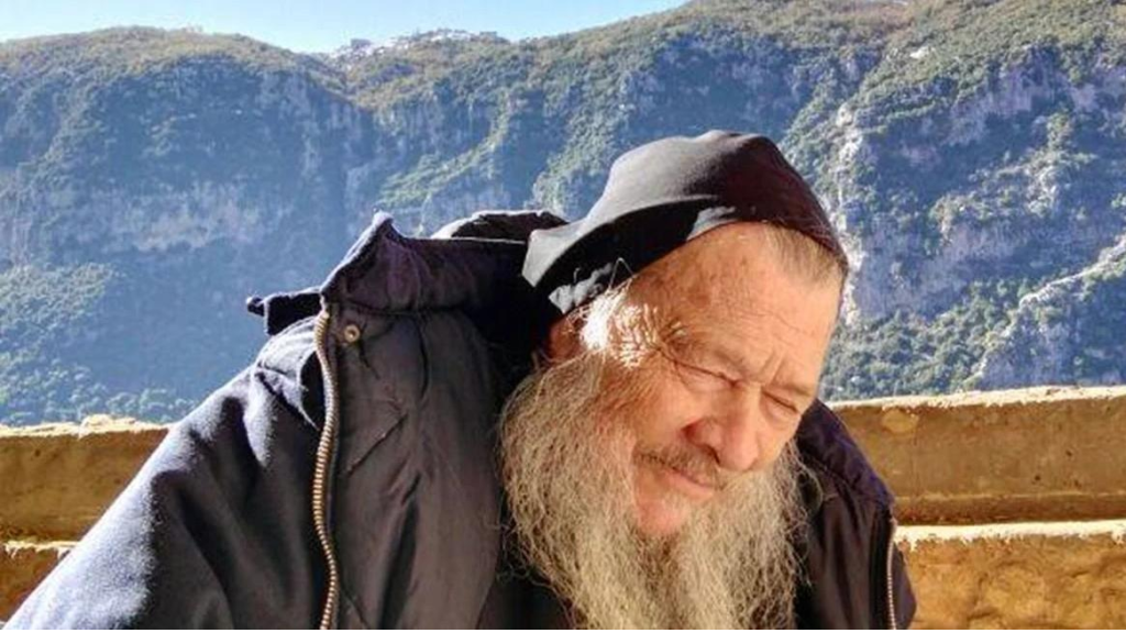 وفاة الأب الحبيس الكولومبي داريو إسكوبار
