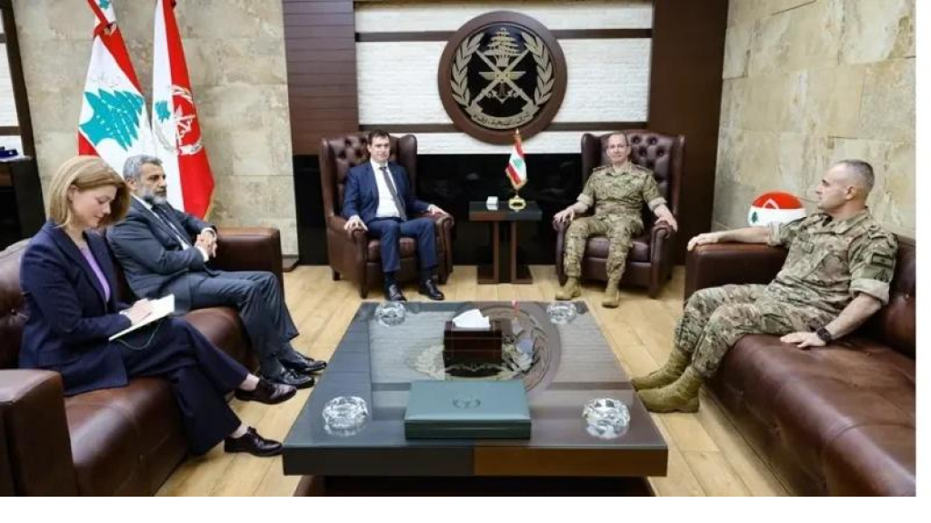 قائد الجيش عرض مع وكيل الأمين العام للأمم المتحدة لشؤون السلامة مرحلة ما بعد “اليونيفيل”