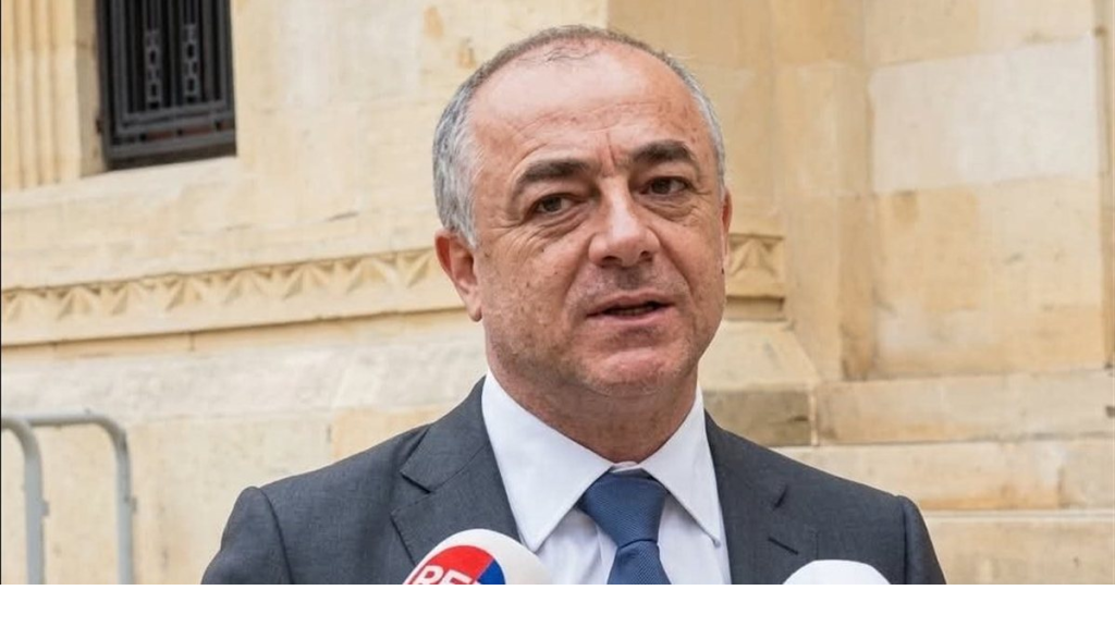 بوصعب من عين التينة: جلسة الخميس لن تُرفع إلا بانتهاء جدول الأعمال وإقرار قانون العفو - قناة المنار