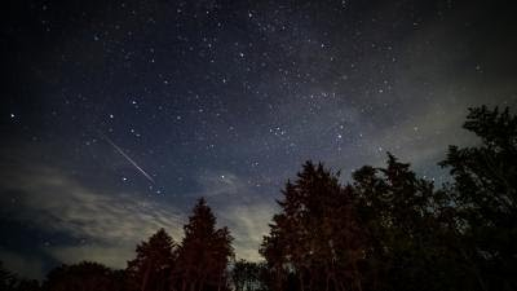 انفجار نيزك يهز المنازل.. حدث غير اعتيادي في سماء الولايات المتحدة