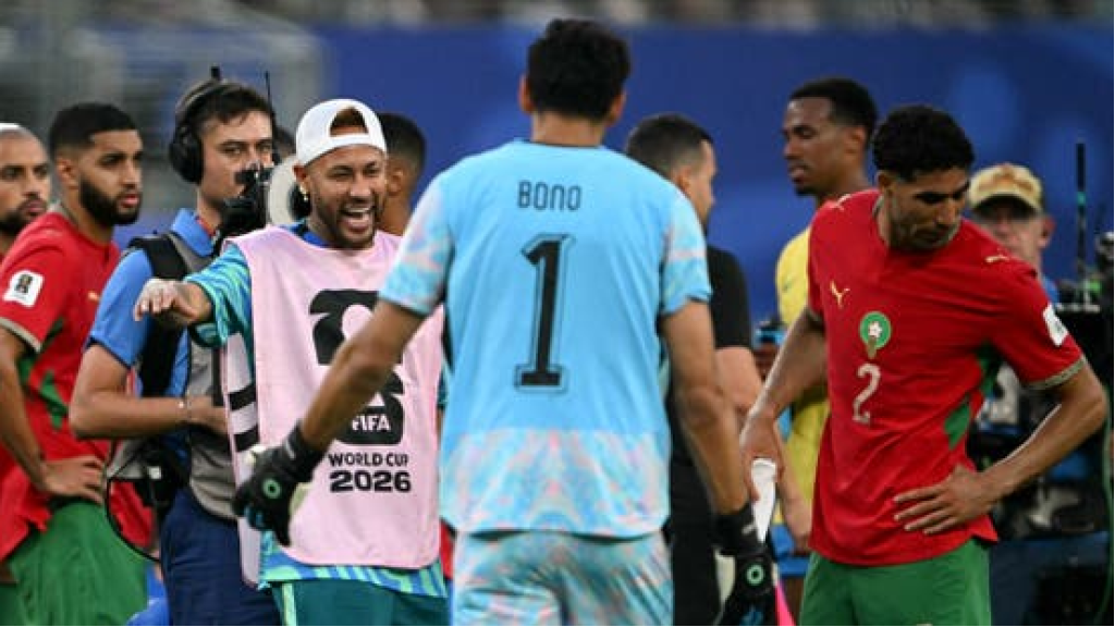 الهلال حاضر في قمة المغرب والبرازيل.. نيمار يطلب قميص بونو