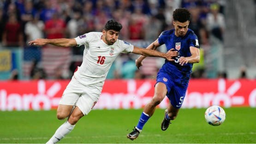 دخول لمرة واحدة.. انتهاء تأشيرة أميركا للاعب إيران يهدد استكماله لكأس العالم