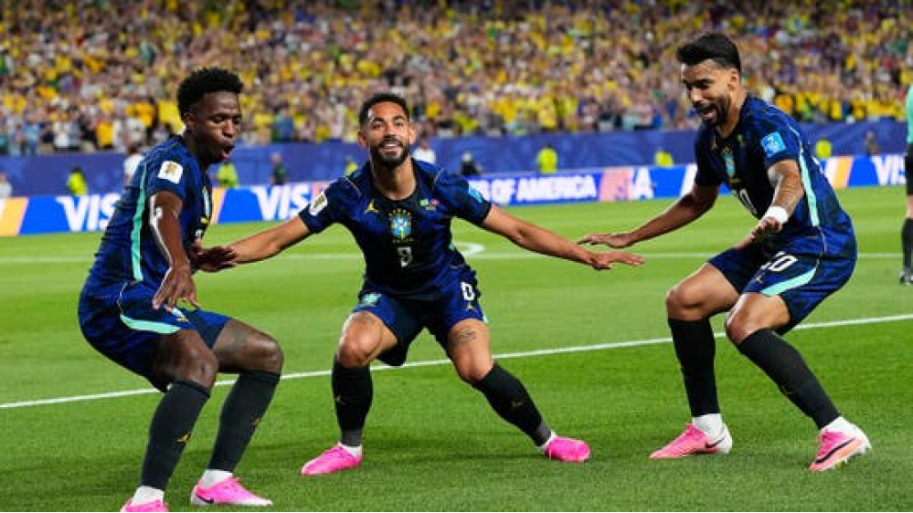 كونيا لاعب البرازيل يكشف سر احتفال 