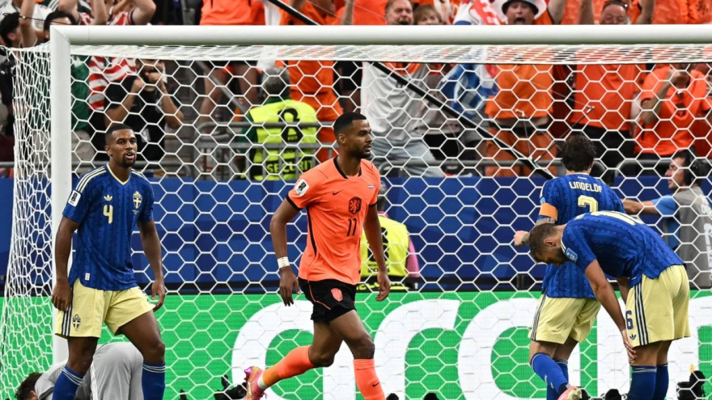 الحرية الهولندية تساعد غاكبو في تجاوز متاعب ليفربول
