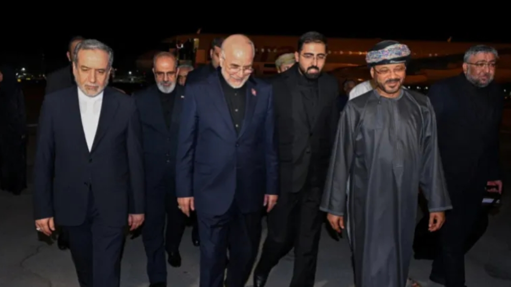 سلطان عُمان يبحث مع قاليباف وعراقتشي مستجدات المفاوضات