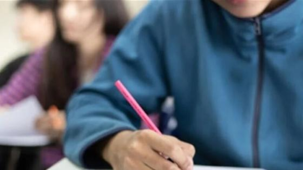 هذا ما يطالب به الأساتذة قبل إجراء الامتحانات الرسمية
