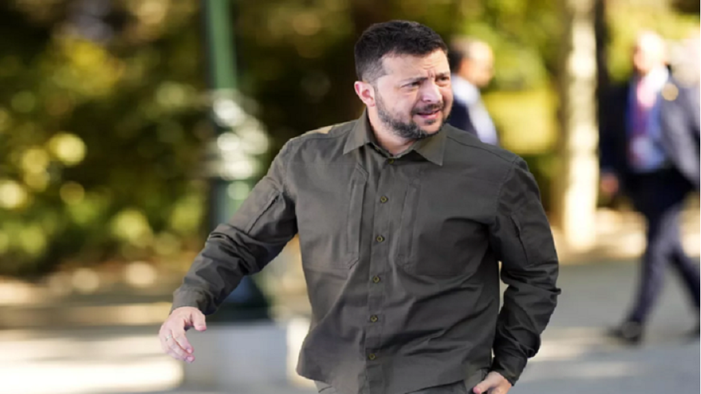 سياسي فنلندي يحدد حقيقة رفض زيلينسكي التفاوض مع روسيا