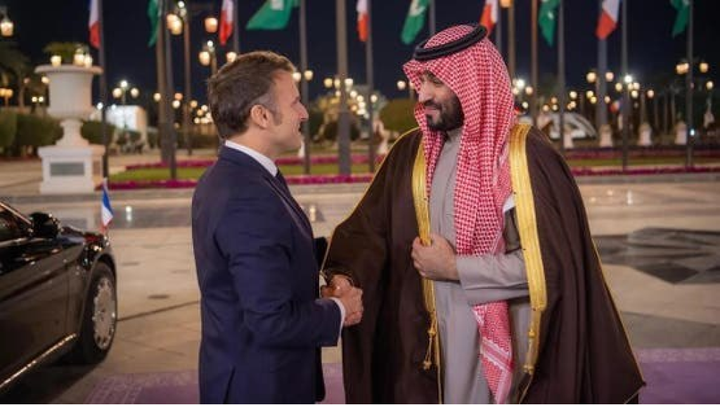 ولي العهد السعودي والرئيس الفرنسي يبحثان مذكرة التفاهم بين أميركا وإيران