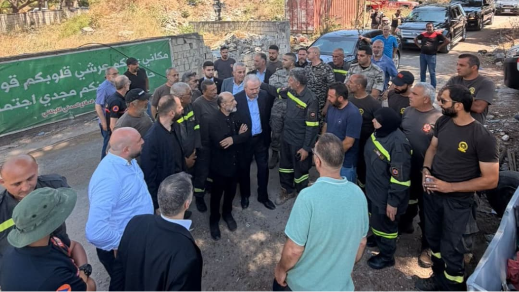 وزير المالية يتفقد المركز الإقليمي للدفاع المدني في النبطية