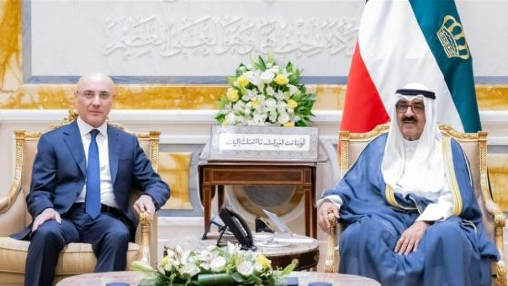 الحجار التقى أمير الكويت ونقل تحيات الرئيس عون
