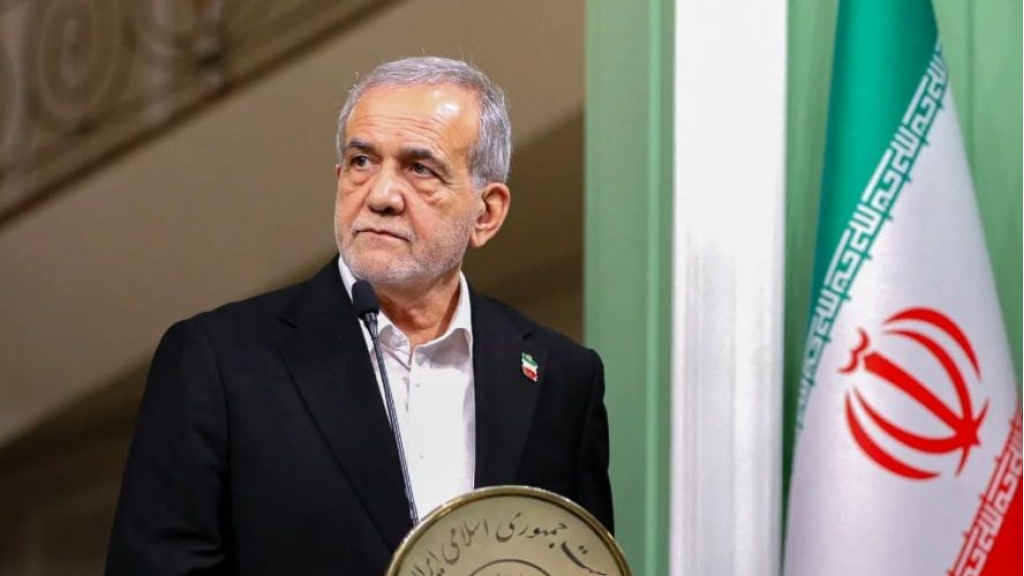 الرئيس بزشكيان: دور الشعب كان حاسماً في صون التماسك وإحباط مخططات العدو
