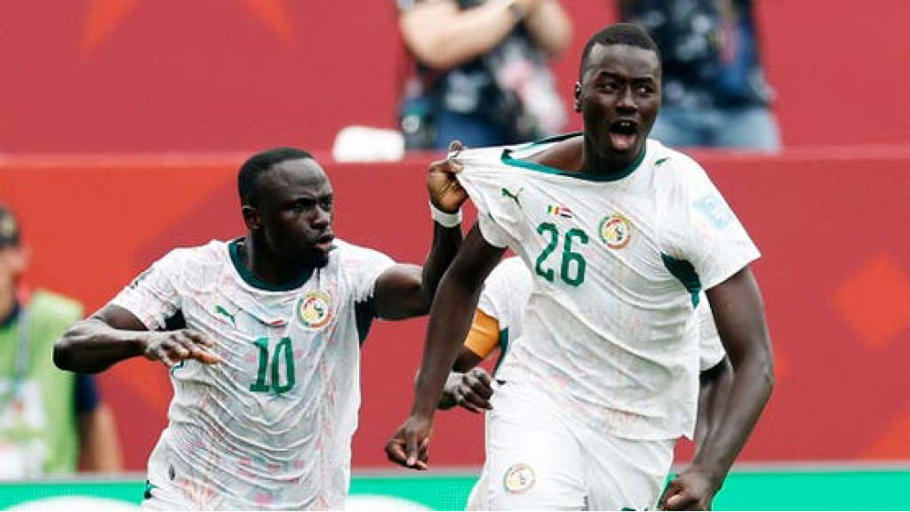 نجم السنغال بعد الإقصاء: لن ألعب للمنتخب مجدداً إلا برحيل الجهاز الفني