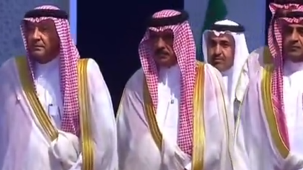 وفد سعودي رسمي يشارك في مراسم تشييع خامنئ